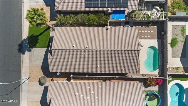 8775 W LAUREL Lane, Peoria, AZ 85345