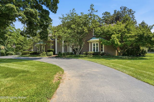 25 Poplar Hill Rd, Louisville, KY 40207