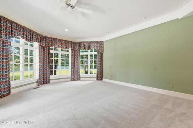 25 Poplar Hill Rd, Louisville, KY 40207