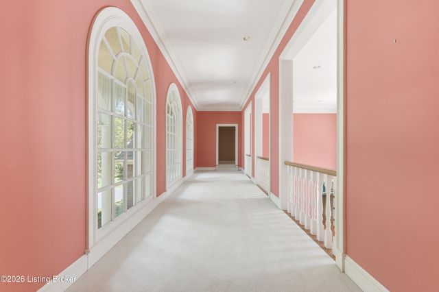 25 Poplar Hill Rd, Louisville, KY 40207