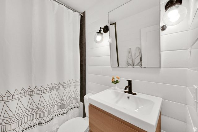 3488 S TERRACE VIEW DR, Millcreek, UT 84109