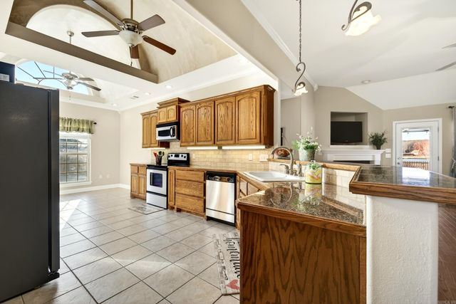 58 Lakeland Drive, Cabot, AR 72023