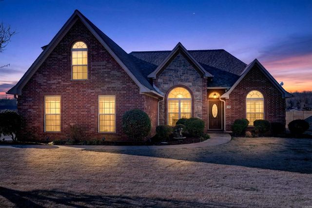58 Lakeland Drive, Cabot, AR 72023