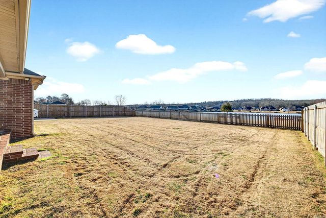 58 Lakeland Drive, Cabot, AR 72023