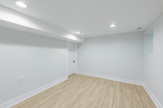 1054 N Latrobe Avenue, Chicago, IL 60651