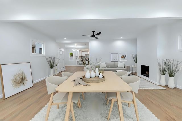 1054 N Latrobe Avenue, Chicago, IL 60651