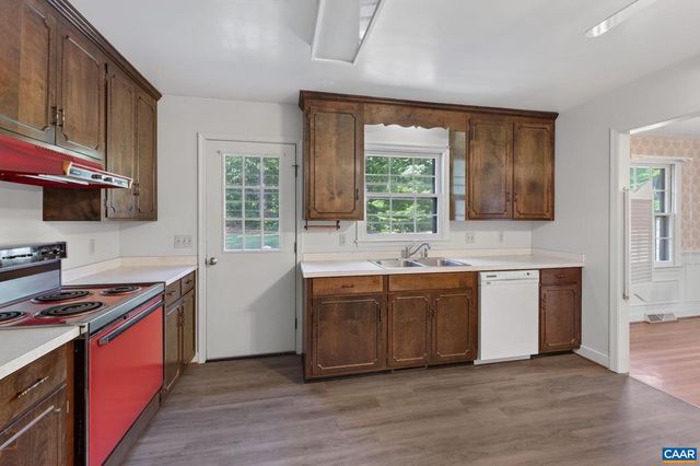 5881 THOMAS JEFFERSON PKWY, Palmyra, VA 22963