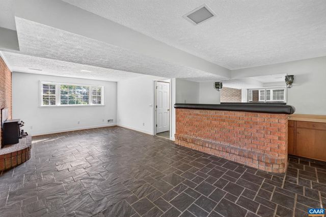5881 THOMAS JEFFERSON PKWY, Palmyra, VA 22963