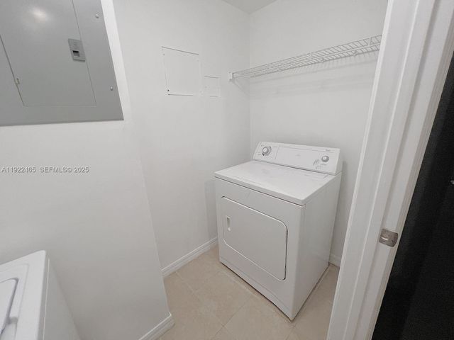 9172 Collins Ave 303, Surfside, FL 33154