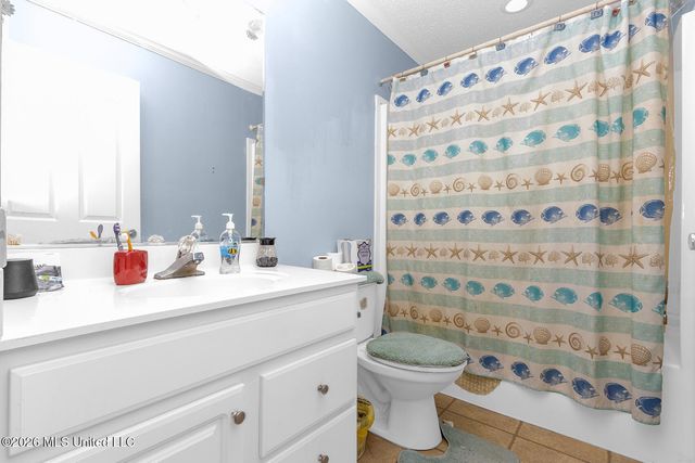 19457 Lennis Cuevas Road, Saucier, MS 39574