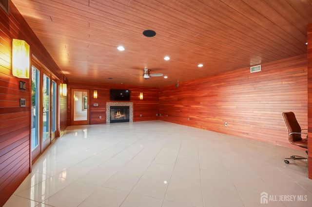 268 268 Matchaponix Avenue, Monroe, NJ 08831