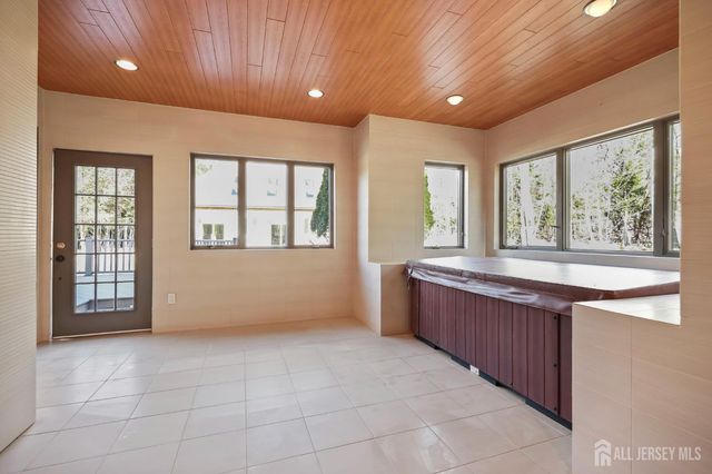 268 268 Matchaponix Avenue, Monroe, NJ 08831