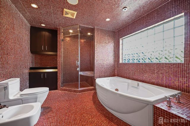 268 268 Matchaponix Avenue, Monroe, NJ 08831