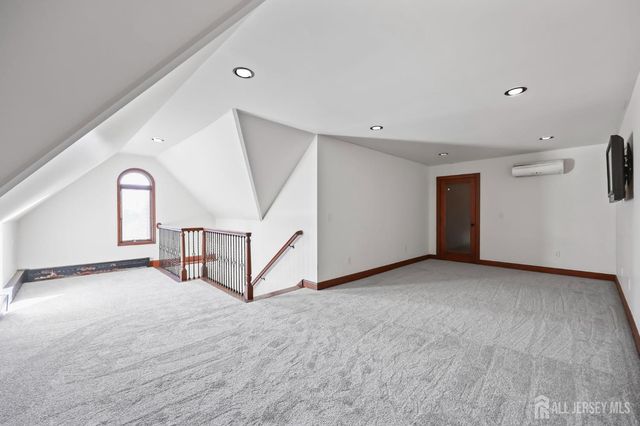 268 268 Matchaponix Avenue, Monroe, NJ 08831