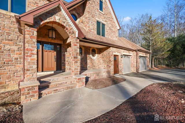 268 268 Matchaponix Avenue, Monroe, NJ 08831