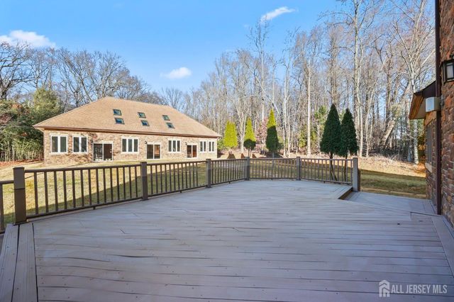 268 268 Matchaponix Avenue, Monroe, NJ 08831