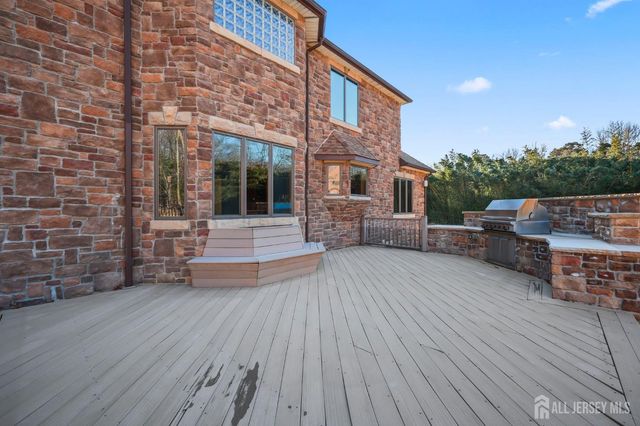 268 268 Matchaponix Avenue, Monroe, NJ 08831