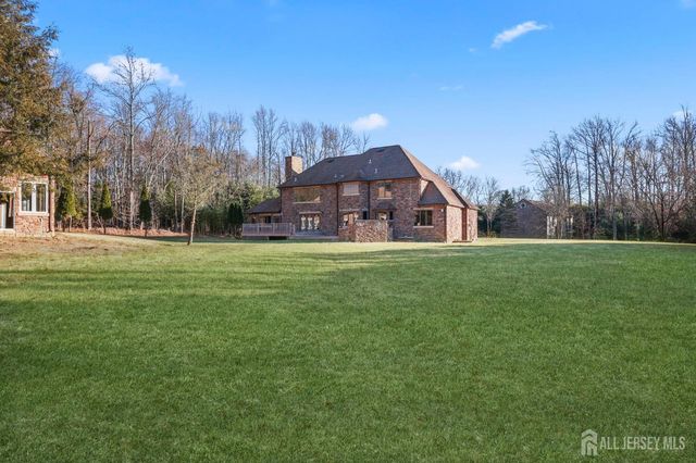 268 268 Matchaponix Avenue, Monroe, NJ 08831