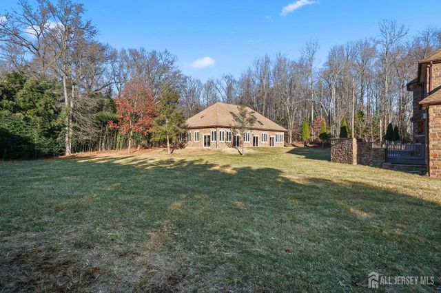 268 268 Matchaponix Avenue, Monroe, NJ 08831