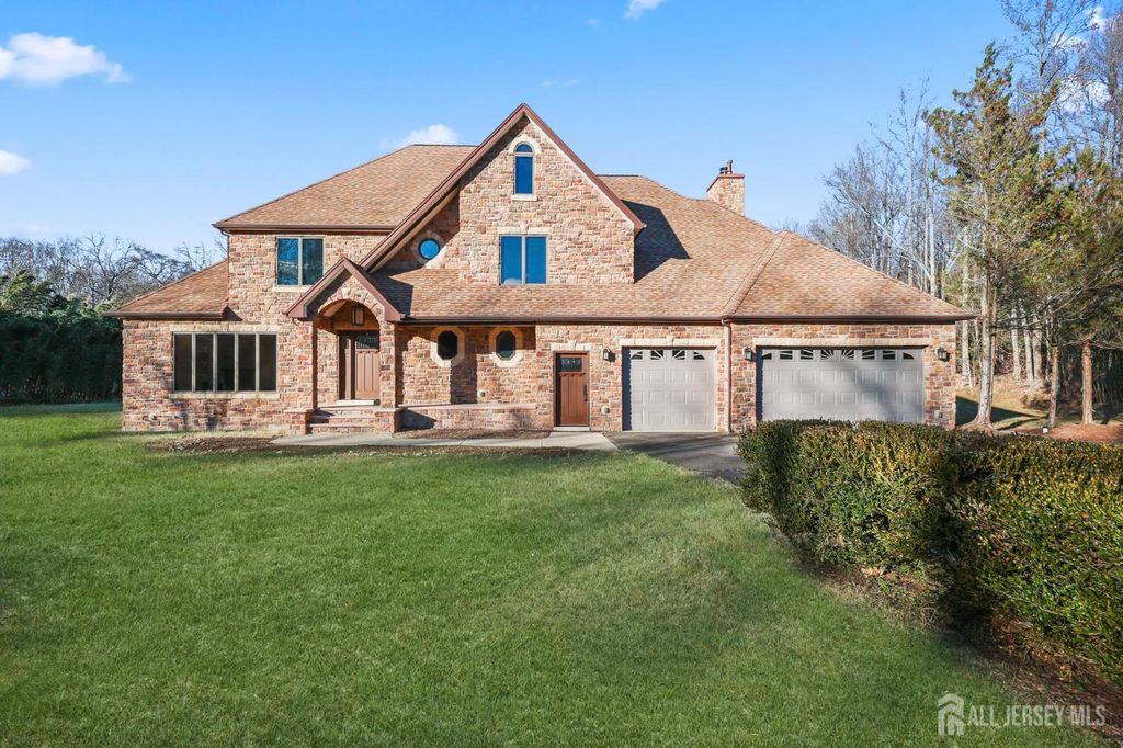 268 268 Matchaponix Avenue, Monroe, NJ 08831