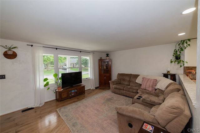 305 Fern Road, Geddes, NY 13219