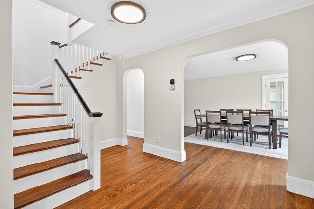 575 Chestnut St, Newton, MA 02468