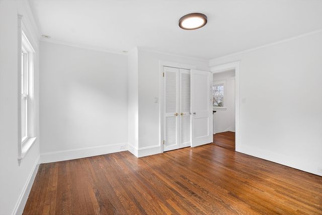 575 Chestnut St, Newton, MA 02468