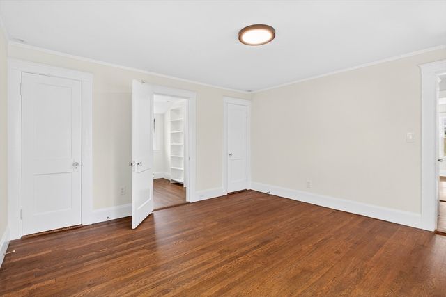 575 Chestnut St, Newton, MA 02468