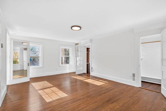 575 Chestnut St, Newton, MA 02468