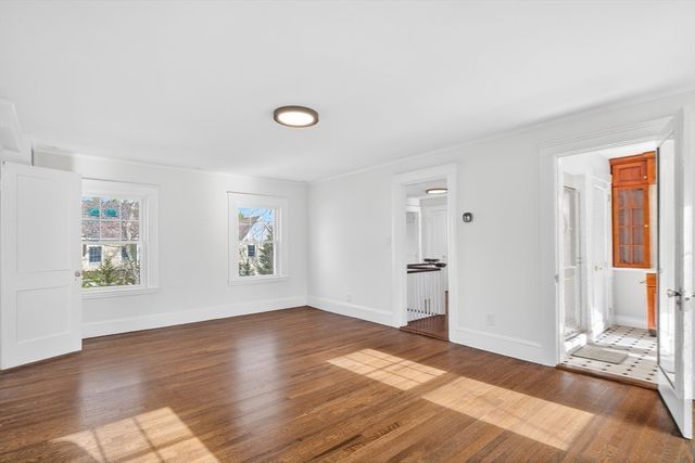 575 Chestnut St, Newton, MA 02468