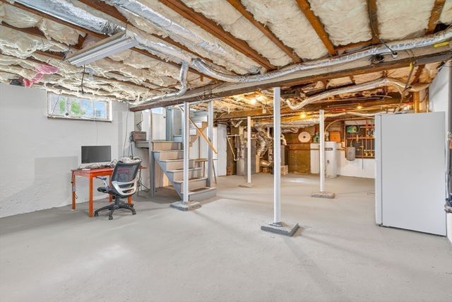 575 Chestnut St, Newton, MA 02468