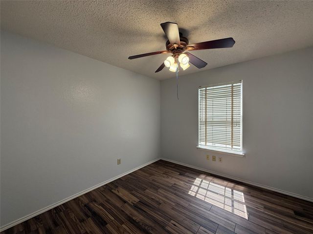 1914 Hollow Ridge DR, Cedar Park, TX 78613