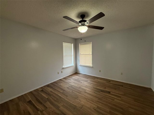 1914 Hollow Ridge DR, Cedar Park, TX 78613