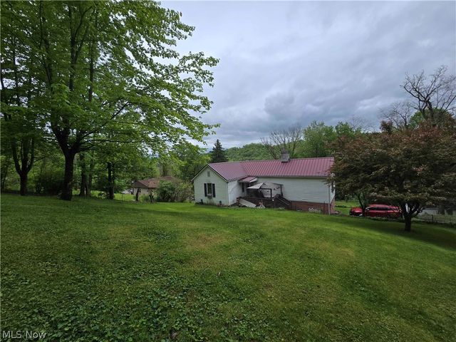 67480 Plum Street, Bridgeport, OH 43912