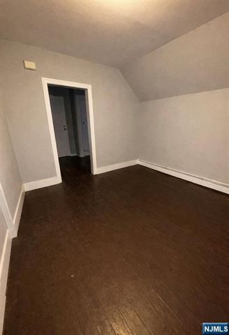 942 E 19th Street, Paterson, NJ 07501