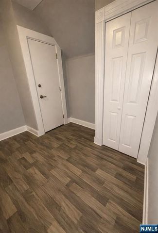 942 E 19th Street, Paterson, NJ 07501