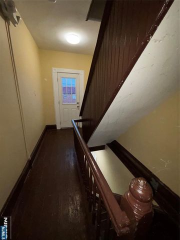 942 E 19th Street, Paterson, NJ 07501