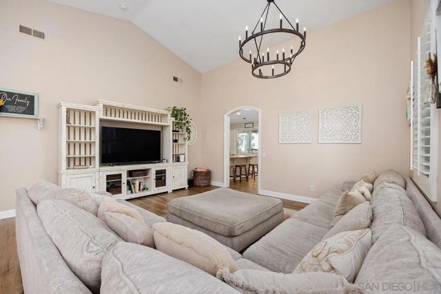 1705 Wildflower, Vista, CA 92083