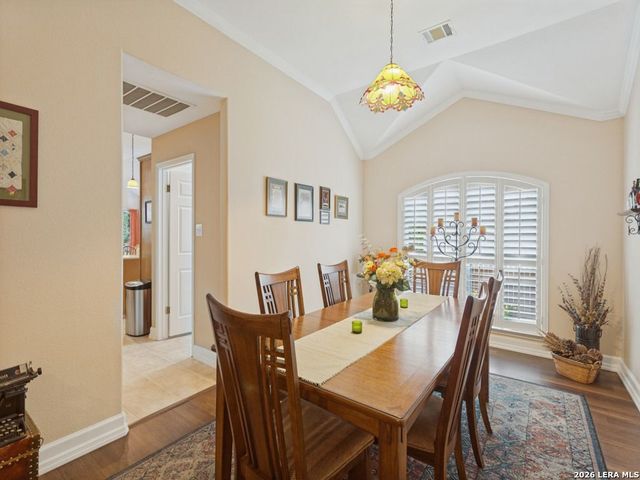 23706 LEGEND GLN, San Antonio, TX 78260