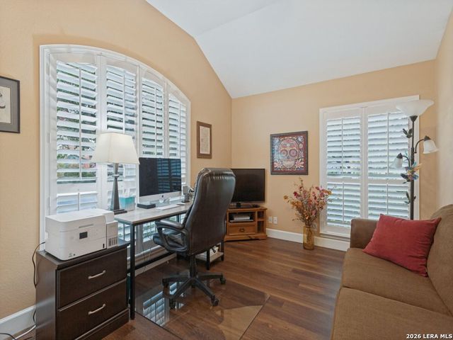 23706 LEGEND GLN, San Antonio, TX 78260