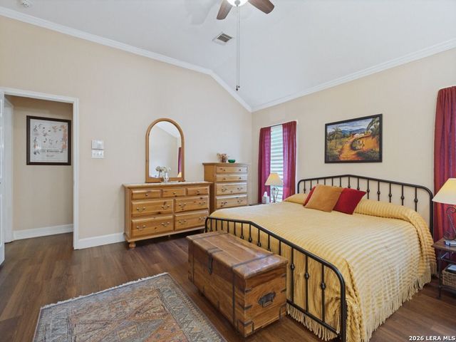 23706 LEGEND GLN, San Antonio, TX 78260