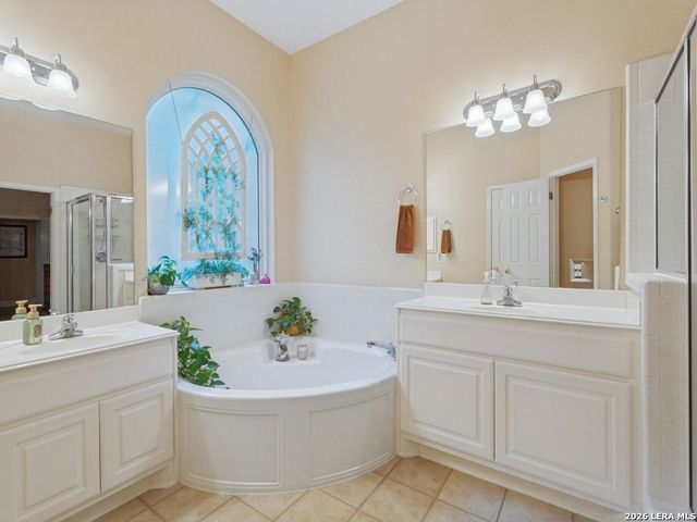 23706 LEGEND GLN, San Antonio, TX 78260