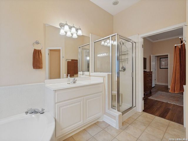23706 LEGEND GLN, San Antonio, TX 78260