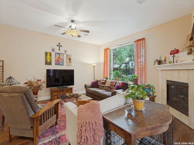 23706 LEGEND GLN, San Antonio, TX 78260