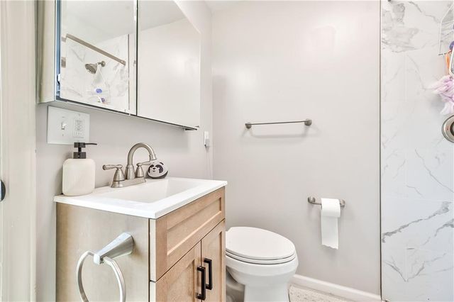 8345 Reinhardt Street, Prairie Village, KS 66206