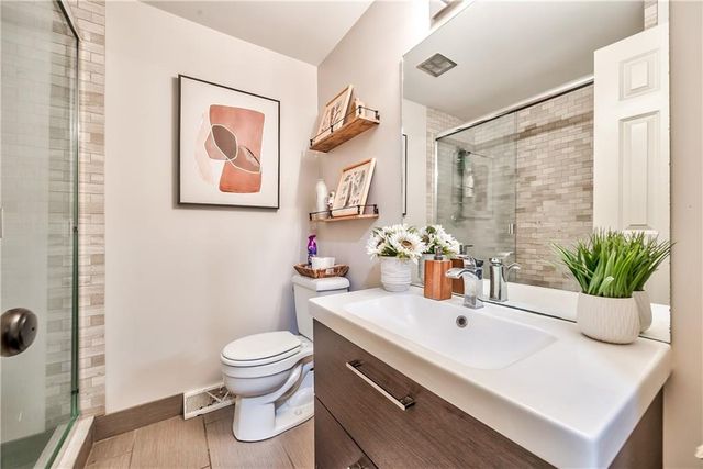 8345 Reinhardt Street, Prairie Village, KS 66206