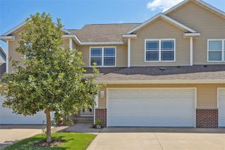 5943 Muirfield Drive 2, Cedar Rapids, IA 52404
