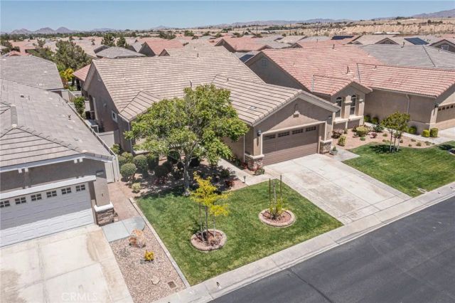 19478 Big Horn Street, Apple Valley, CA 92308