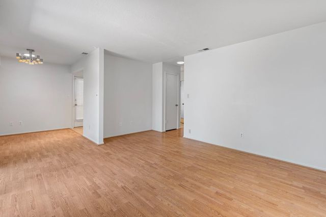 6827 Shiloh Ct, Stockton, CA 95219