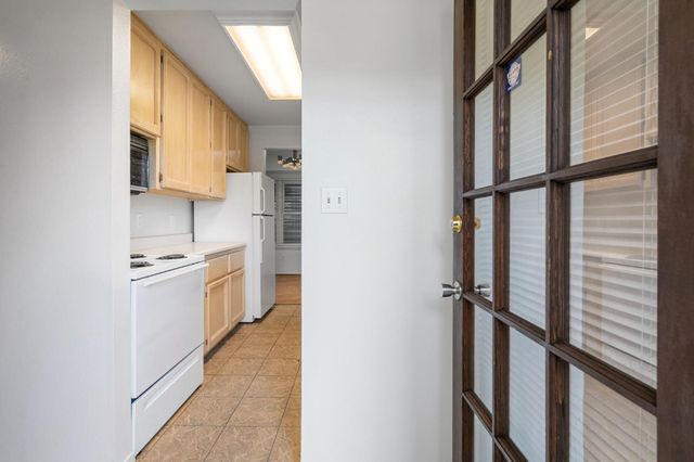 6827 Shiloh Ct, Stockton, CA 95219